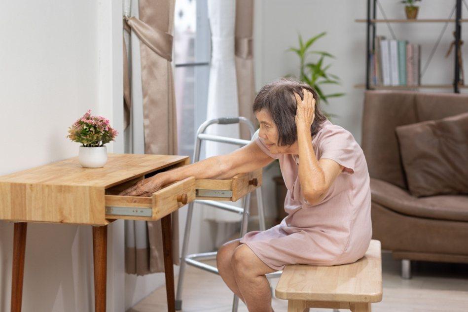 https://images.openai.com/static-rsc-4/6BEuRutcLzUtlIG9YdT8A8qJB5xe2gjJTvRrPecI4X3GOXjOiXB3RE_3OeZj639jbWTu5Z4sOjERaUuyYafoXyTo2DPJBZ6qt5Mwy1krVlGSxcslc4U7h6RROPBSX-gM7OlJJsTXJ-kifZ9YmRvMJb09Ch6q84gNRc9iJV_UpeW6swsX7047LrAuqqNS7vlv?purpose=fullsize